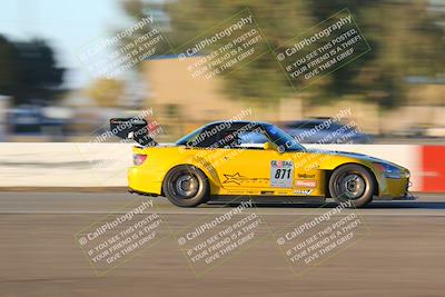 media/Nov-13-2022-GTA Finals Buttonwillow (Sun) [[d9378ae8d1]]/Group 1/Sunset (355pm)/